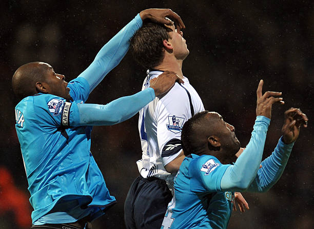 的球员而奋 的球员而奋