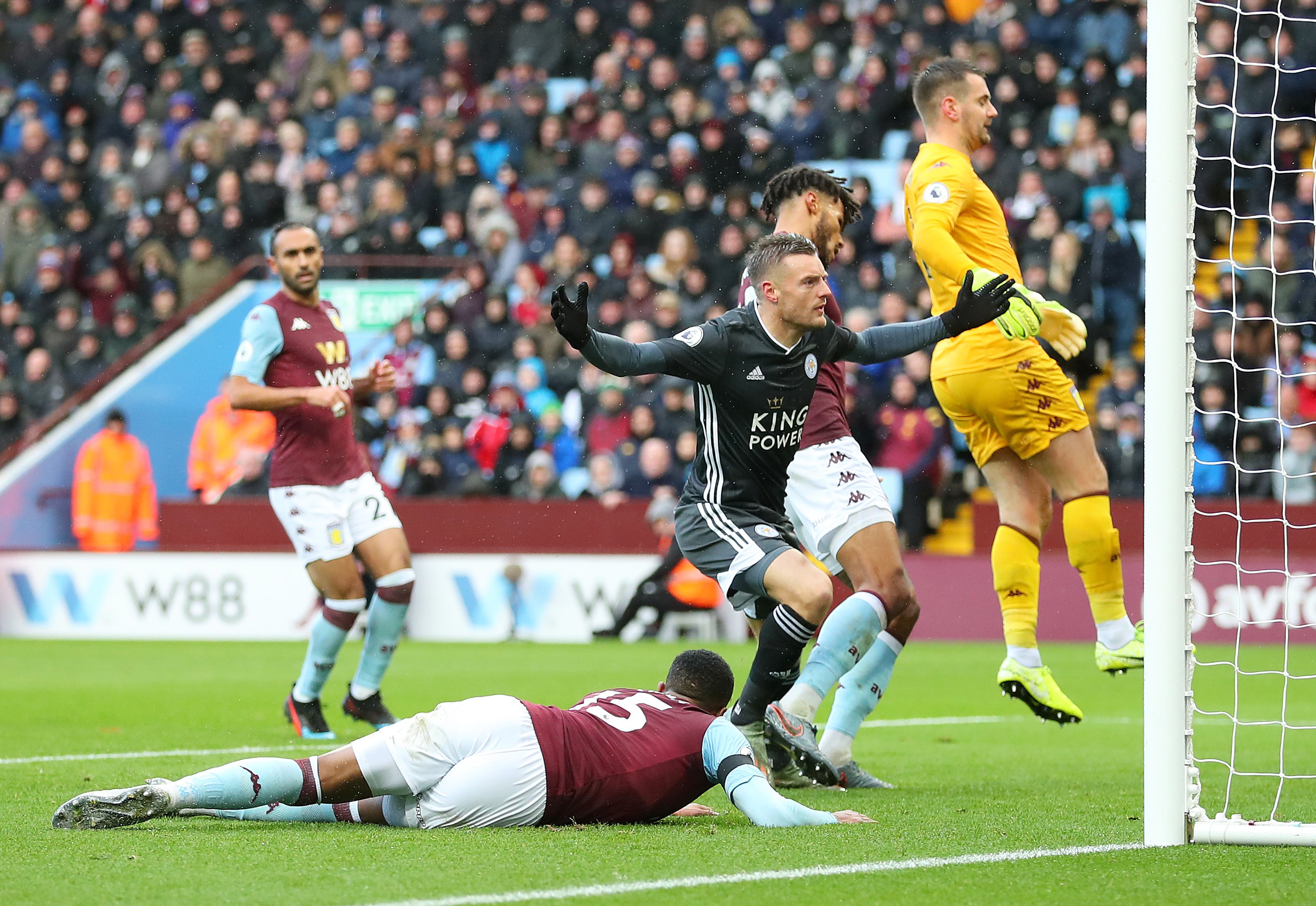 们对球员比 们对球员比